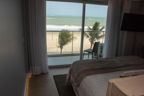 Hotel Brisa Tropical De Macae