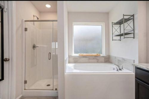 Cozy Retreat 15 mi from Galveston and JSC in Texas City, USA