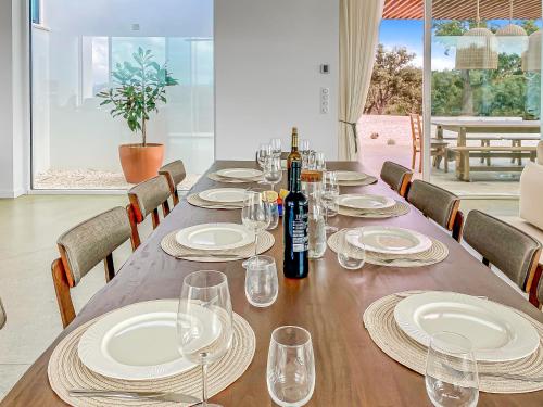 บริการและสิ่งอำนวยความสะดวก, Herdade Vicentina - modern house set in nature in อเบลา