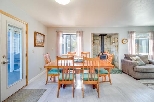Eagar Vacation Rental Home with Spacious Deck! in Eagar 