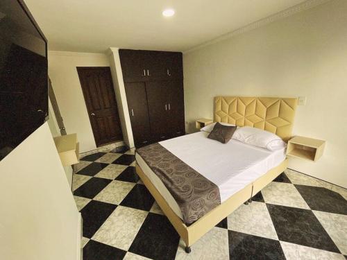 Three-Bedroom House image 7