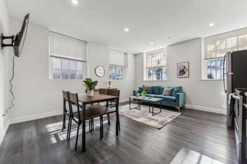 Washington Lofts 109 Spacious 1 Bedroom 1 Bath in Albany, USA