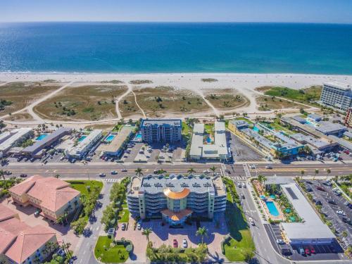 Crystal Palms 405 in St Pete Beach, USA