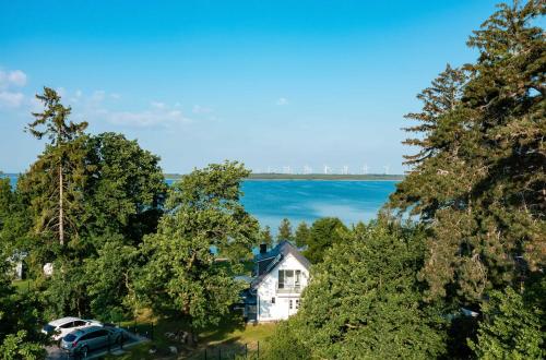 外部景觀, SchönSicht - direkte Wasserlage am Plauer See - Neubau 2024 (SchonSicht - direkte Wasserlage am Plauer See - Neubau 2024) in 阿爾特什未林