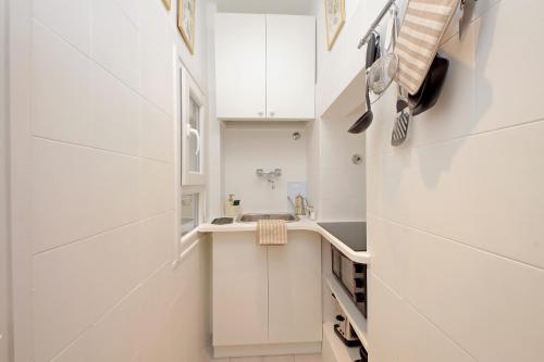 La Petite Urbana Apartment, Rome (photo 10)
