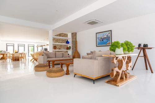 Cavo Piso Livadi in Paros Island