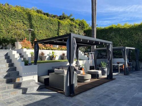 Ocean breeze Oasis in Pacific Palisades in Los Angeles, USA