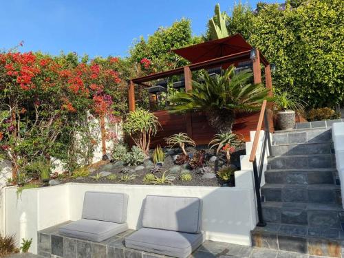 Ocean breeze Oasis in Pacific Palisades in Los Angeles, USA