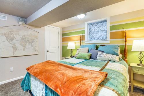 1 Mi to Dtwn Casper Homey Getaway with Yard! in 卡斯帕