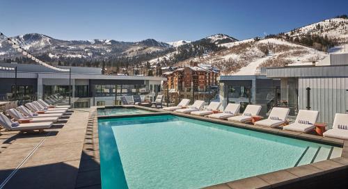 Ski-in/out exclusive high end luxury at Park City Mountain restaurants spa bar rooftop pool - image 4