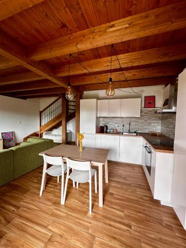 virtuve, Jazz Shelter! Relax tra le vette abruzzesi! in Ovindoli
