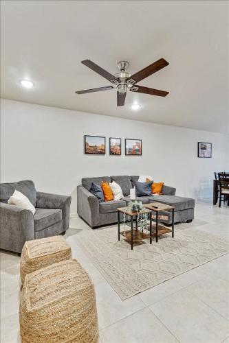 Pool and Hot Tub King Suite in Moab, USA