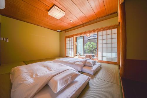 Setolive by 4S STAY, Takamacu