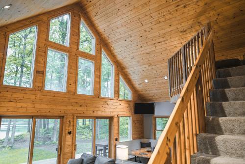 Nick Lake Lodge in Birchwood, USA