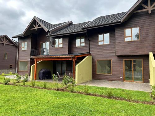 Casa Pucón 8 Personas (Casa Pucon 8 Personas) in Pucon Waterfront