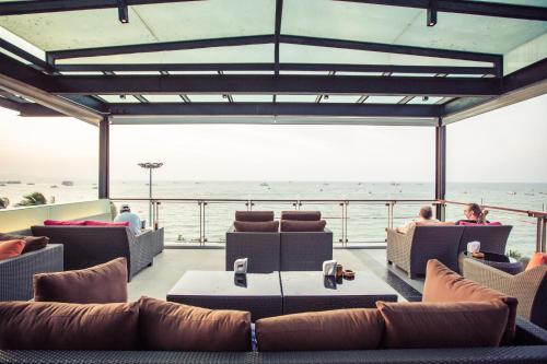 Serenotel Pattaya, Centro di Pattaya