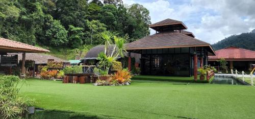 카오속 (수랏타니) Khaosok Happy House 2성급 호텔 외관