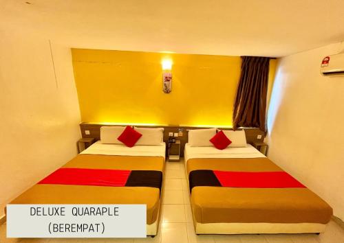 马六甲拉雅黄色庄园酒店