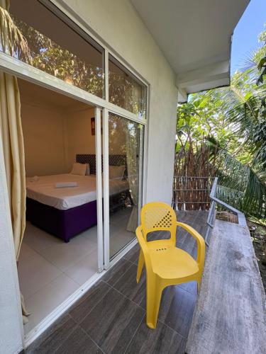 Deluxe Double Room with Balcony image 6