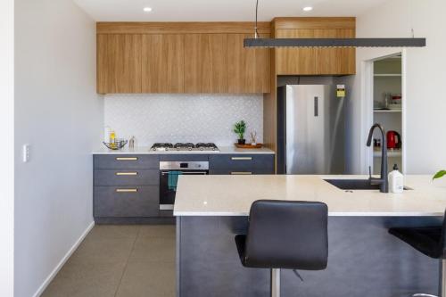 Kitchen, Large Family Home Near The Landing in Wigram