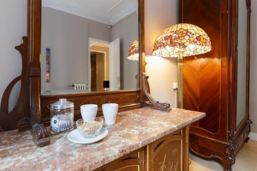 AinB B&B Born-Via Laietana - image 2