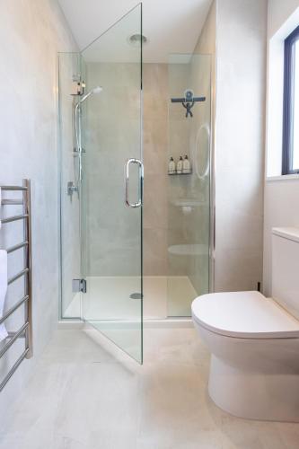 Charming 3-Bedroom Escape Carpark