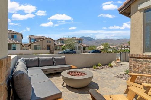 Desert Breeze by VARE 3Bd2B Loft at PGA West in La Quinta, USA
