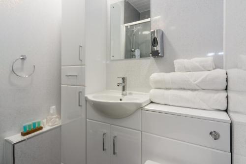 Superior Double Room image 5