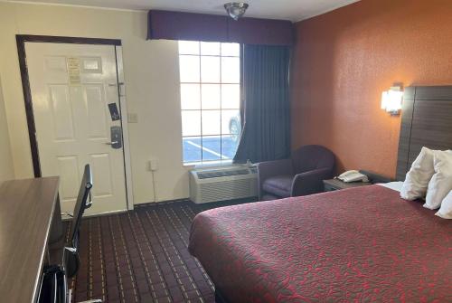 Days Inn by Wyndham El Reno - image 10
