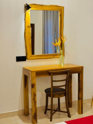 Double Room image 7