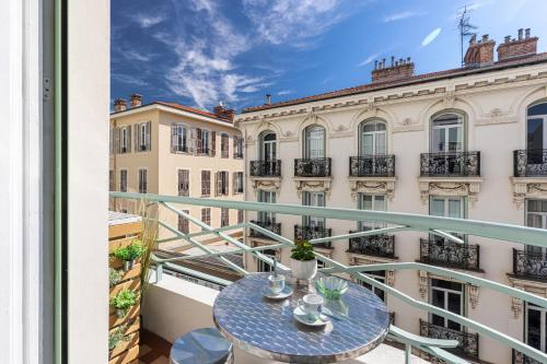 37 LAMARTINE - Magnifique Studio Art Deco - Centre-ville, Nizza (foto 2)
