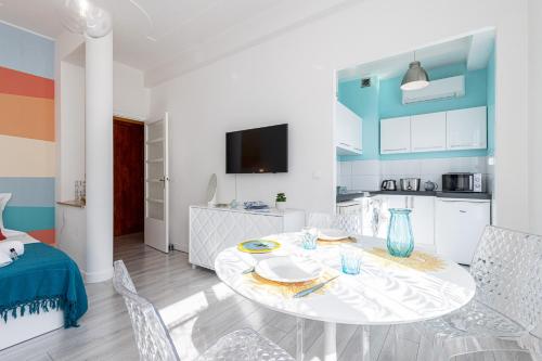 37 LAMARTINE - Magnifique Studio Art Deco - Centre-ville, Nizza (foto 8)