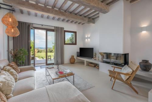 Coratina Gorgeous Apartment With Pool, Montaione, Toscana