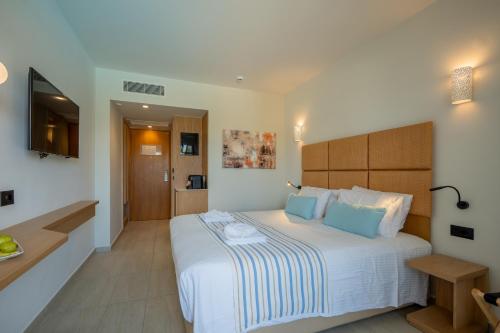 Minos Hotel - image 8