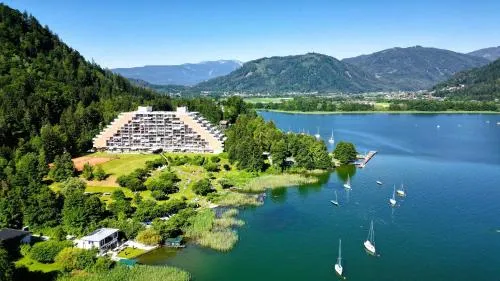 LB5 Seeappartement Haus Landskron mit direktem Seezugang am Ossiachersee in Annenheim, Österreich