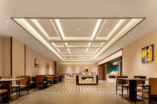 Merlinhood Hotel Xi'an Bell and Drum Tower Changlemen Subway Station