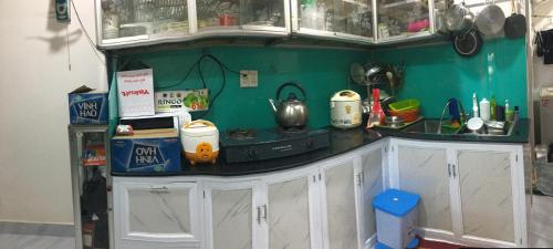 Kitchen, TUYET NA Homestay near Ho Chi Minh Museum