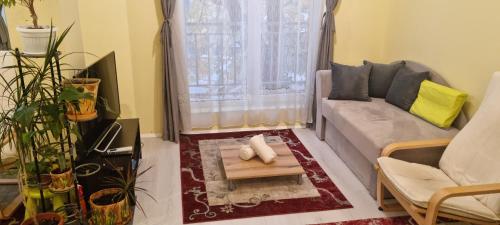 Peaceful studio in the city center, close to subway, Medical University, София