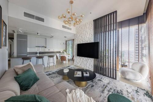 Elegant 2BR Luxury Furnished in Marina Gate 2, Dubai (photo 8)