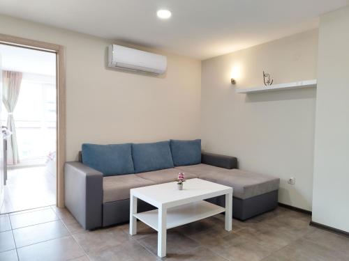 Dimitar Petkov Apartment, Sofia (Foto 8)