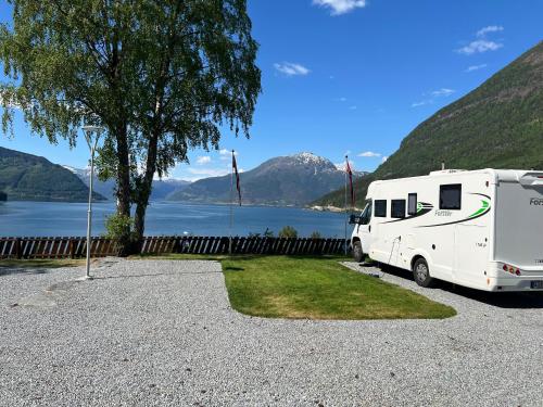 Kinsarvik Camping - image 13