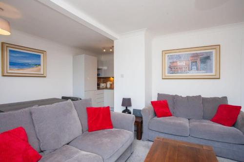3 Bedroom Duplex with Free Parking, Glasgow (photo 8)