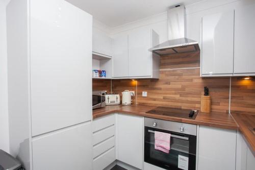 3 Bedroom Duplex with Free Parking, Glasgow (photo 9)
