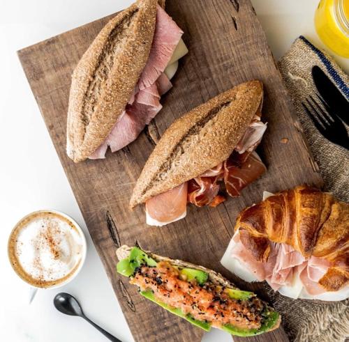 Hostal Costa Coruña in ลา โครูนา