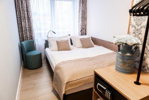1 queen bed