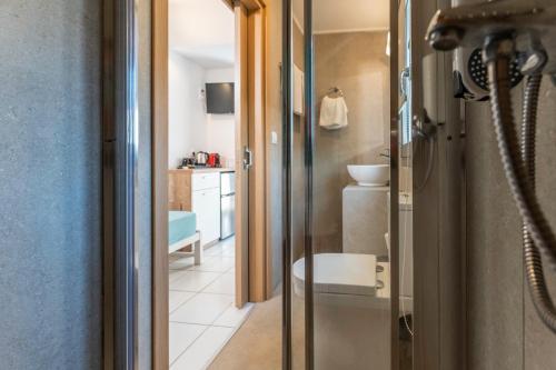 Almare Beach Hotel - image 13