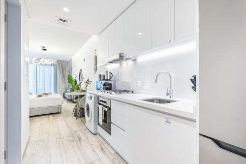 Exquisite Modern Home Minutes from Downtown Dubai, Дубай (фото 8)