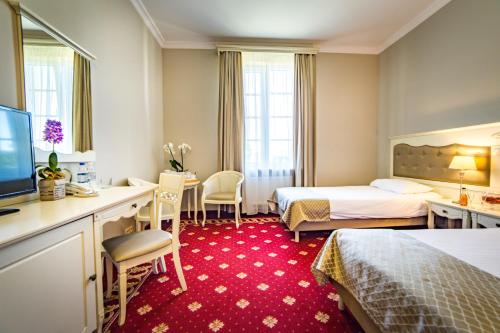 Hotel Sobienie Królewskie
