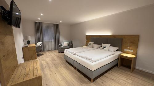 Hotel Gasthof zur Post Benediktbeuern in 貝內迪克特博伊埃爾恩