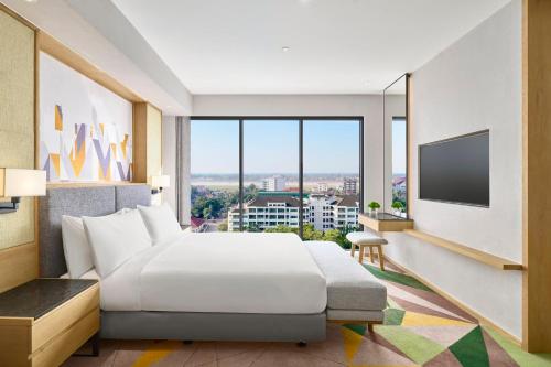 room detail thumbnail 1
